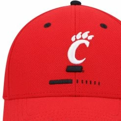 Under Armour Men's Red Cincinnati Bearcats Blitzing Accent Performance Adjustable Hat -Colosseum Store DSCO1153011145 2910 ALT2