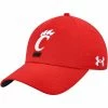 Under Armour Men's Red Cincinnati Bearcats Airvent Performance Flex Hat